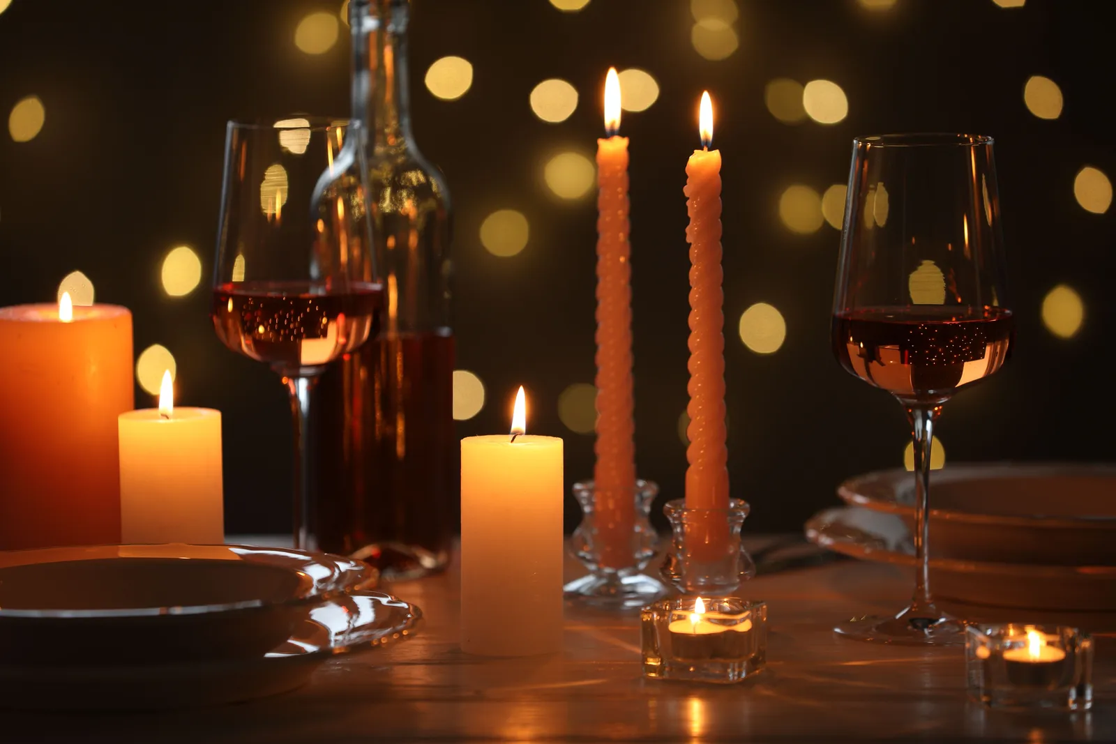 Candlelit tables in the dining room at night